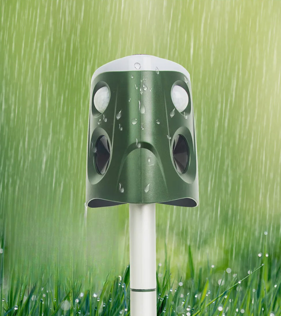 360° Solar Animal Repellent, 3-in-1