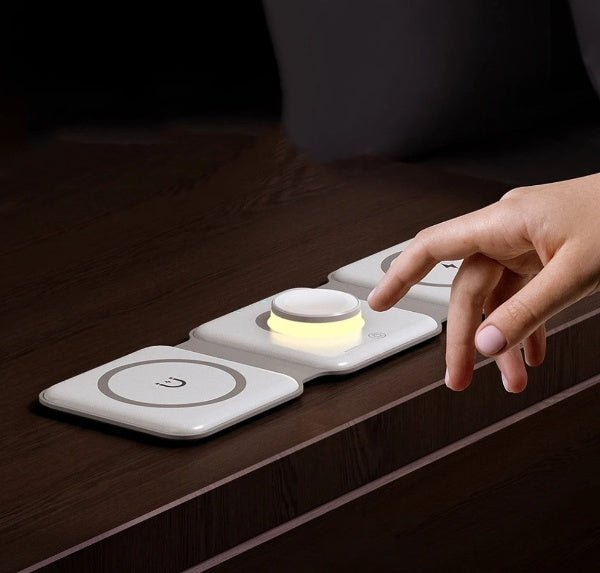 3-in-1 Wireless Travel Charger